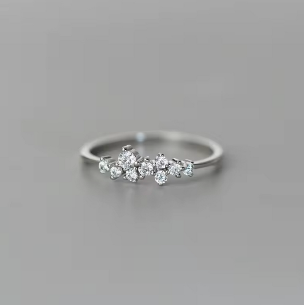 Elegant Shiny Zircon Statement Ring
